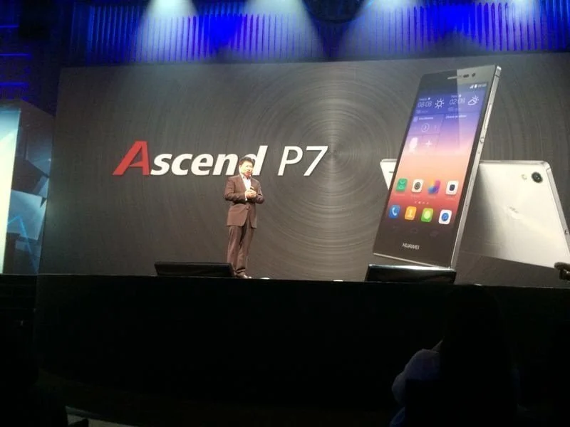 Huawei Ascend p7_hero0