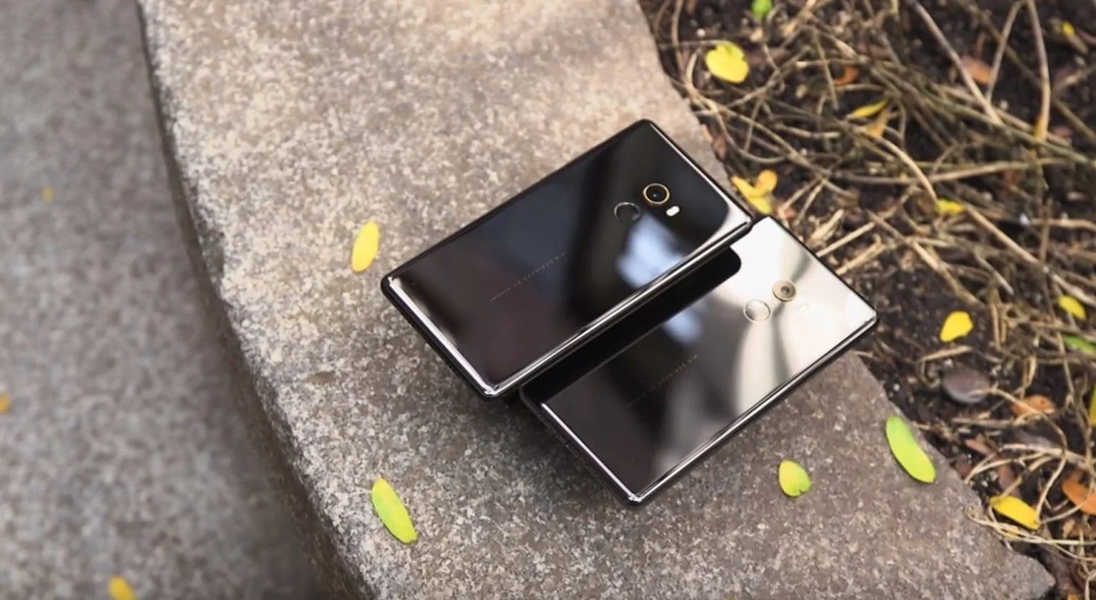Xiaomi Mi Mix 2_ back