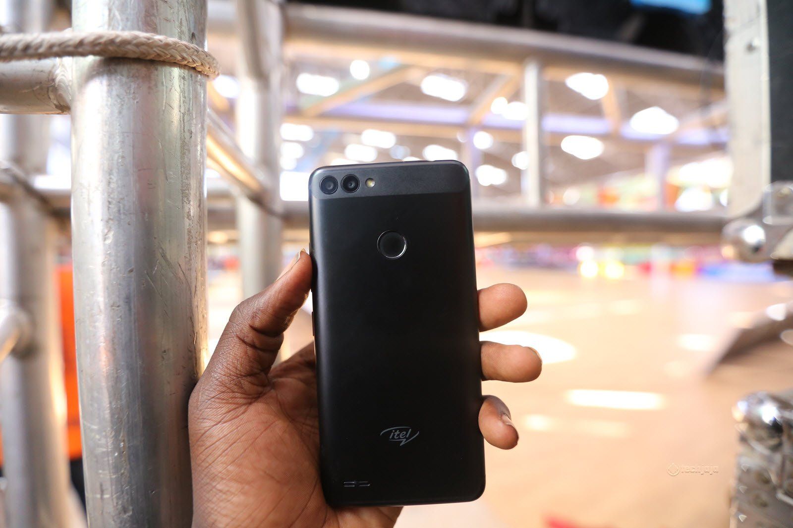 Itel S13 smartphone 0000