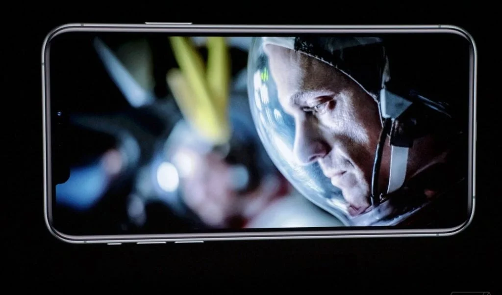 iPhone 11 Pro_ display