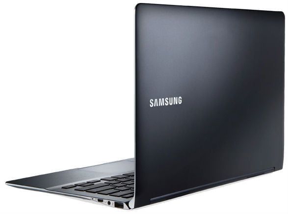 Samsung sets the pace for high resolution laptop displays