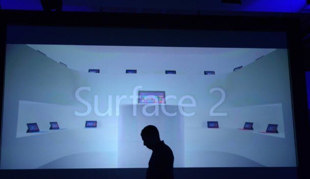 Microsoft unveils the thinner and lighter Surface Pro 2 and Surface 2 tablets ,at $899 and $449