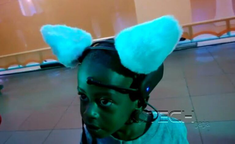 Watch This: Watch this little boy show us his emotions with the Necomimi cat ears