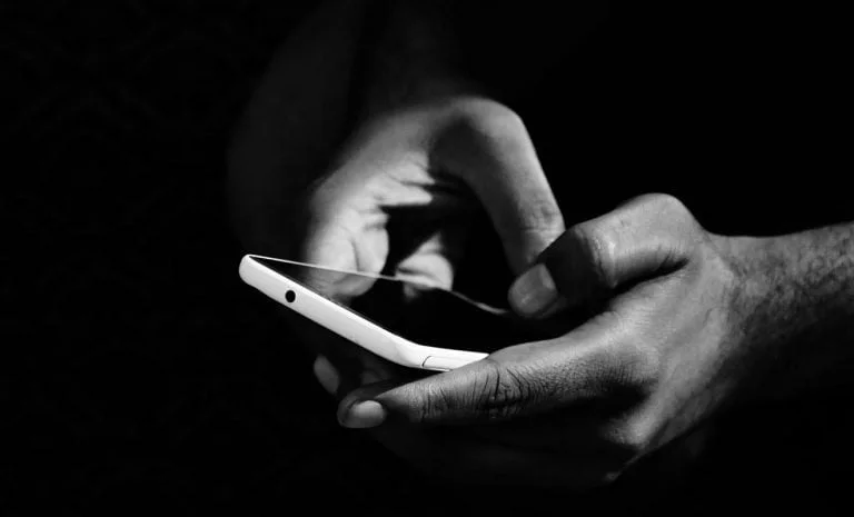 Smartphone insurance brooadband
