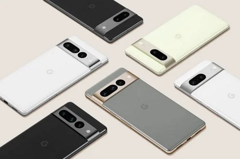 The Pixel 7 (with a pill-shaped camera cutout) and Pixel 7 Pro (with two camera cutouts).