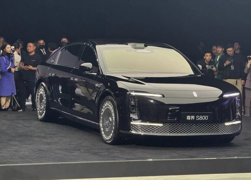 Huawei Maextro S800, RMB EV car